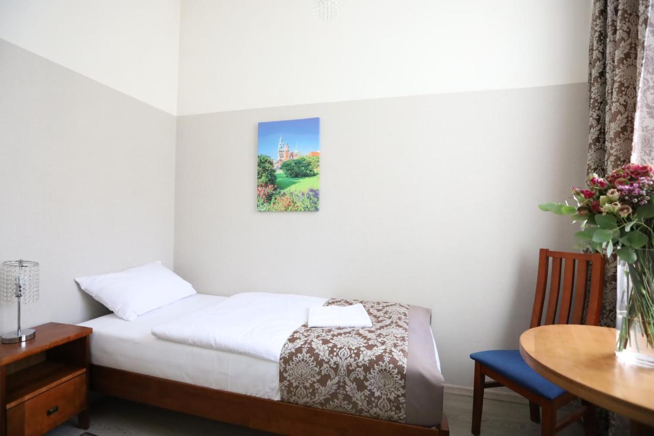 Dream Garden Palace Aparthotel Krakau Buitenkant foto